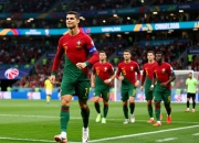 葡萄牙传奇球星C罗带领球队晋级欧洲杯八强