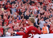 利物浦志在英超卫冕！夏窗已花213亿欧，还要引援，至少再投1亿的简单介绍