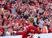 利物浦志在英超卫冕！夏窗已花213亿欧，还要引援，至少再投1亿的简单介绍